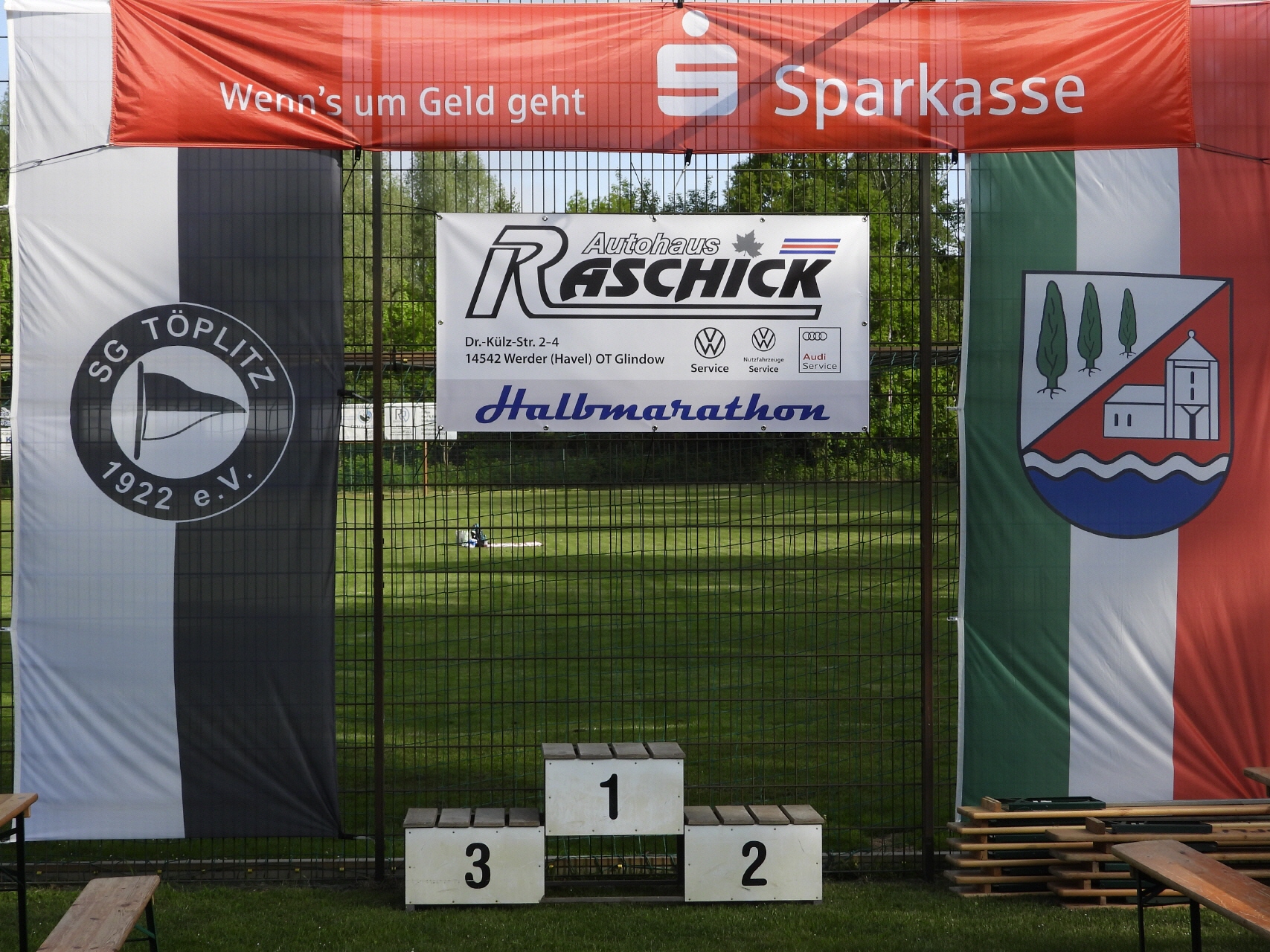 Klick hier zum Töplitzer Insellauf